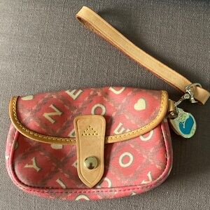 Dooney & Bourke wristlet